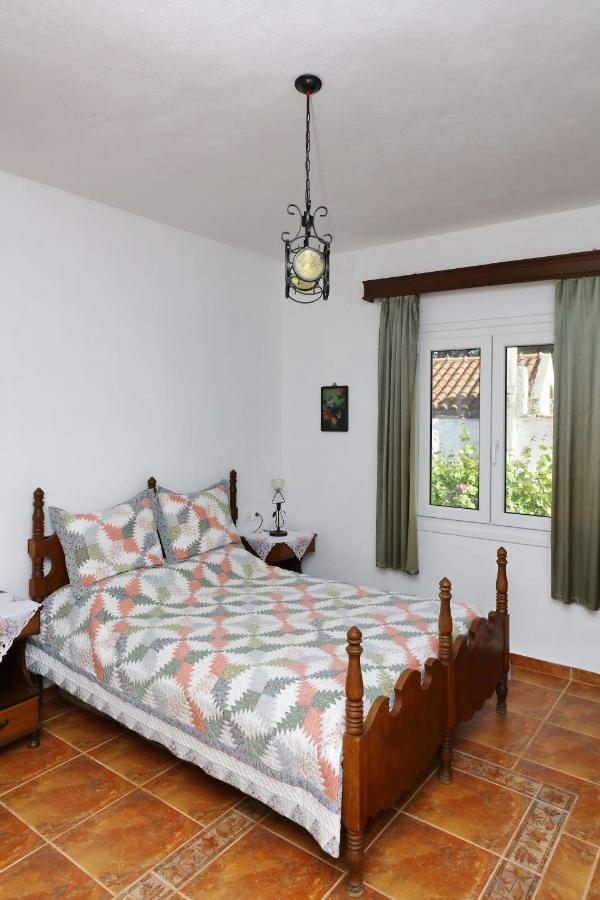 Aloni Villa Skopelos Town Bagian luar foto